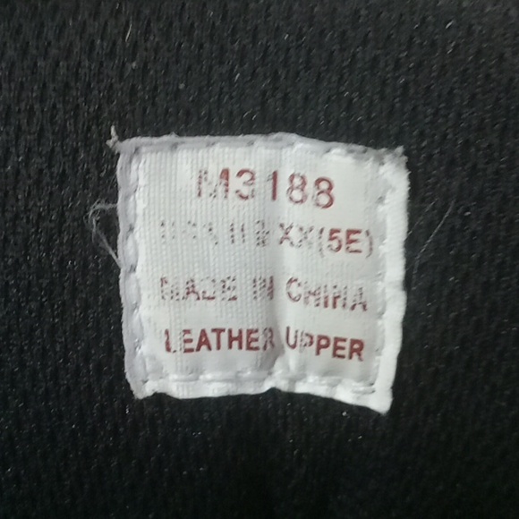 Men's boots - Picture 3 of 5